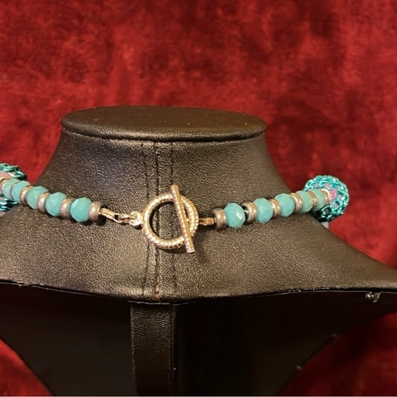 Hand made 18” Colorful Beaded Necklace - Picture 3 of 4